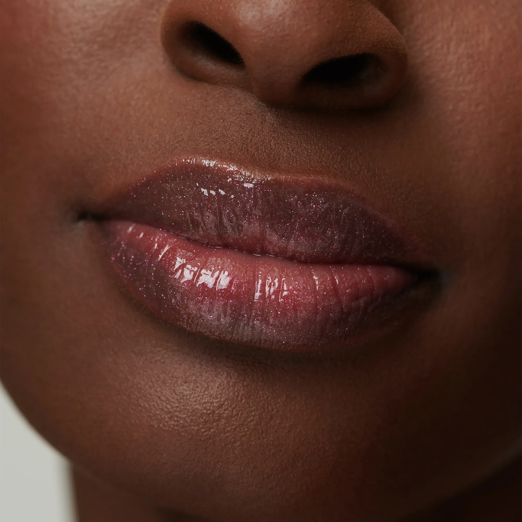 Dancing Rose (Gloss Embrace Lip Gloss)