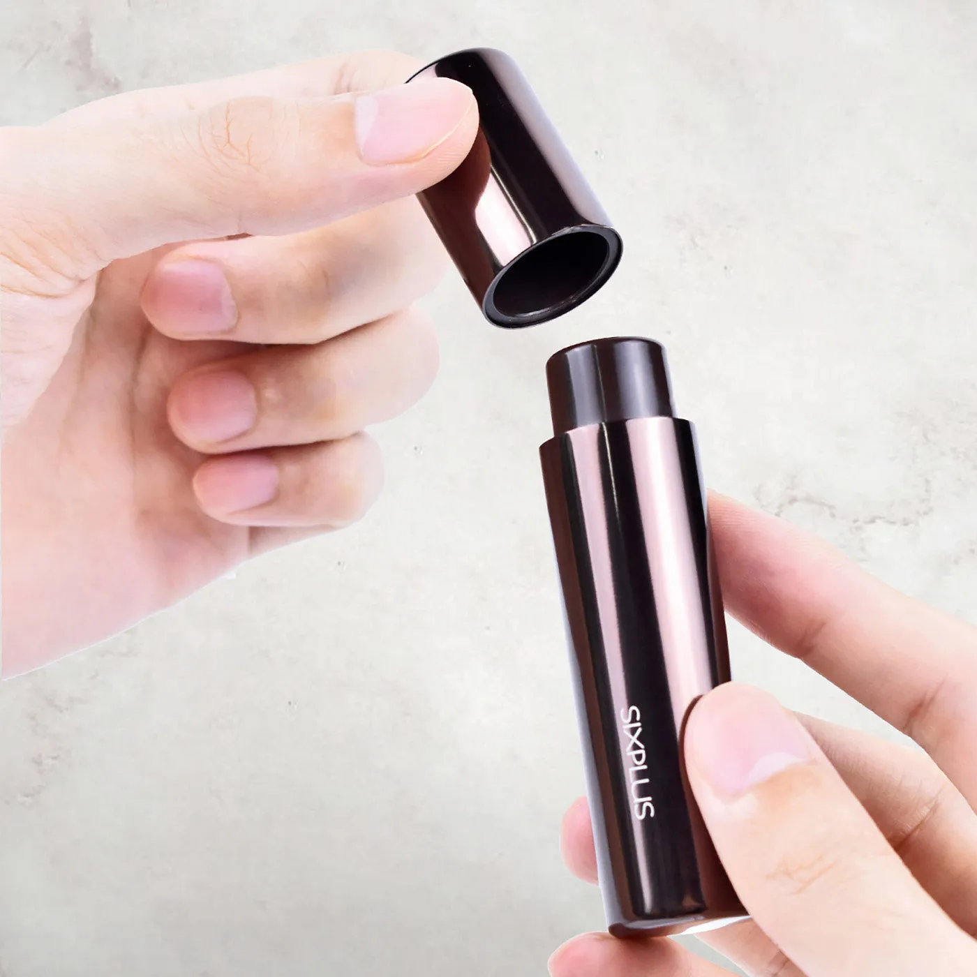 F46 Portable Rotating Blush Brush