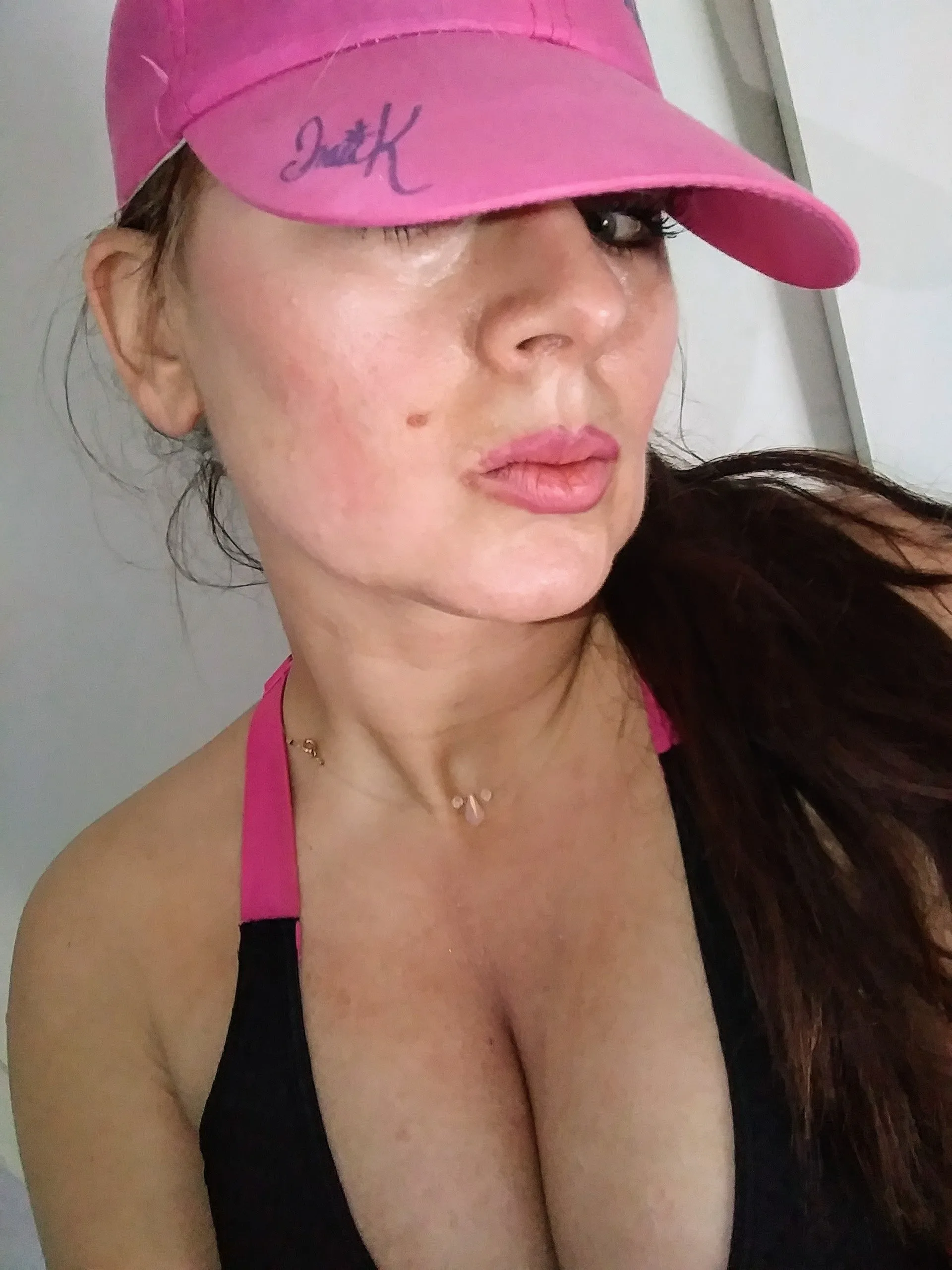 Hotness Blushes