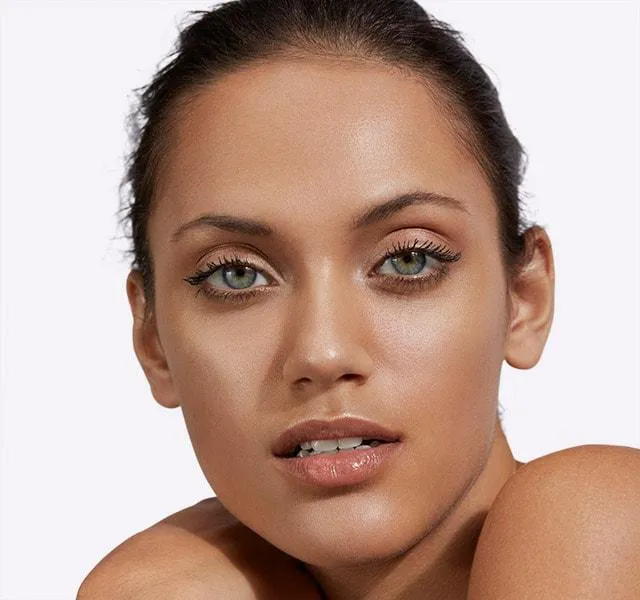 Mac Strobe Cream, Goldlite